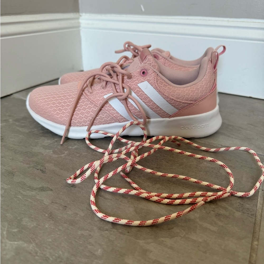 Adidas Cloudfoam Comfort Sneakers - Picture 5 of 6